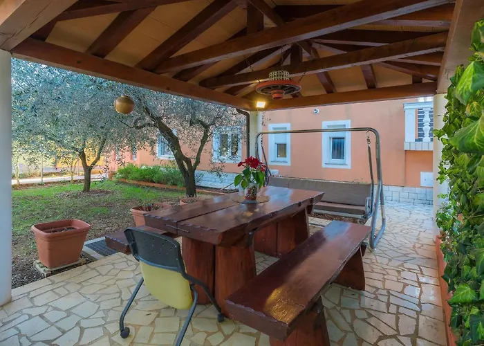 Laura By Interhome Lejlighed *