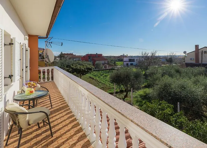 Laura By Interhome Lejlighed *