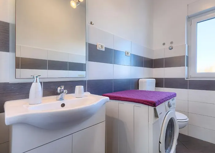 Laura By Interhome Lejlighed *